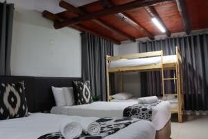 Silverlakes Farm Hotel