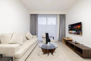 Restay Homes at Luma22 West Tower