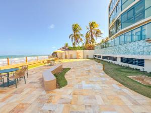 Beira-mar c Vista Mar e Piscina Privativa | TKTU