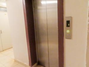 Thunder Cozy Studio with Pool Access