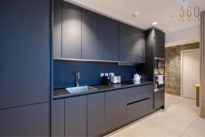 Luxury Living with Pool in Mercury Tower