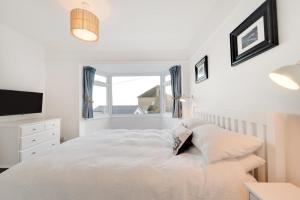 3 Bed in Beer oc-t33690