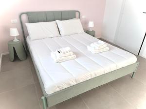 Pantone - Sarnico Color Suites