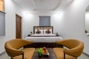 Hotel Park Tree I Sec-63A I Noida I Couple Friendly and Corporate Rooms available