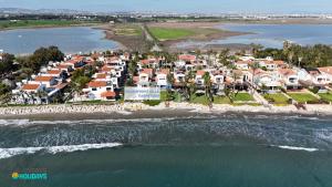 Beachfront Villa Carpe Diem