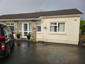 Shalom, in Saundersfoot, near the sea