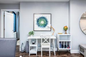 The Scottsdale Stroll #200