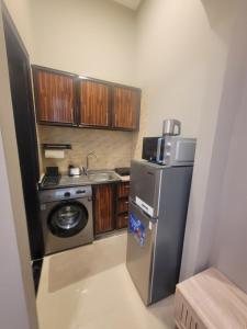 Cozy, Tiny, Retreat Studio in a prime location