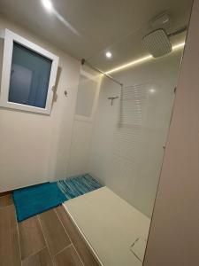 Villa Lézard - Magnifique vue lac avec sauna et piscine