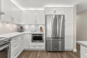 Palazzo 1206 by Emerald Coast Retreats