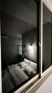 The knockinn room1