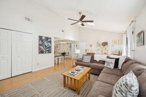 Forest Ridge U8 condo