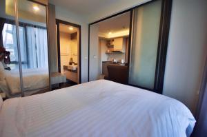 6th Avenue Surin by Risa