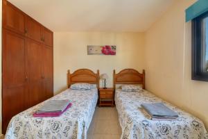 Big 2-bedroom in Tenerife South