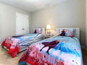 Crisp & Pristine Pool & Spa & Game Room Home! home