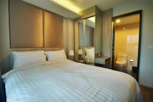 6th Avenue Surin by Risa