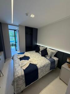 Beach Class Solare Slin Muro Alto