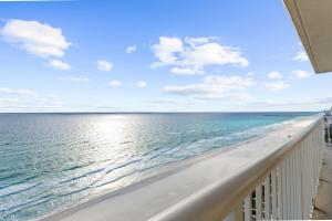 16th-Floor Corner Condo at Majestic Beach Resort w Panoramic Gulf Views