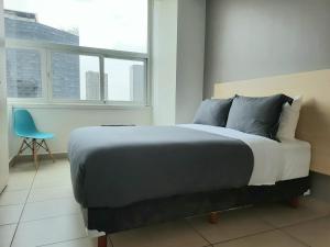 Sweeping Views of CDMX in Exclusive WFH Corner