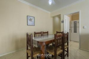 Apto 2 qts a 250m da praia no centro SDC0601