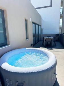 Paceville Glow Seven