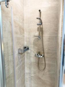 Paceville Glow Seven