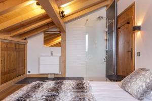 Grosse Pierre Chalet 180m2 Cheminee Jacuzzi Vue Taconnaz