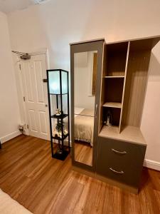 Central Euston Station Studio - 1 minute walk