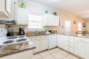 Orange Beach Villas - Allure by Youngs Suncoast