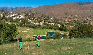 Solana Astra - Brand NEW stylish 2BR with garden