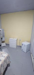 Quarto com otima localização