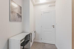 Flat in calm neighborhood 1