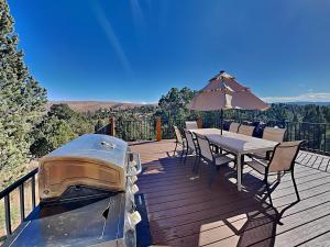 White Mountain Chateau