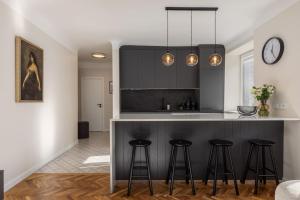 Old Town Retreat next to St Peter Church