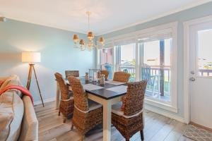 Unit 408 Executive Keys