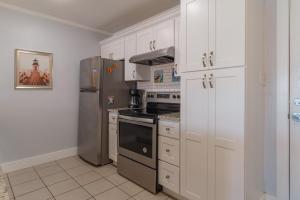 Unit 406 Executive Key