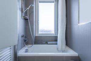 SanSiro16 - Elegant Three-Bedroom Apartment