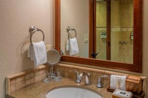 Olympic Valley Studio Condo with Resort Pools, Spa