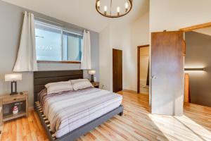 3 Mi to Angel Fire Resort Pet-Friendly Getaway