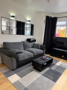 One Bedroom Apartment - Near Wembley