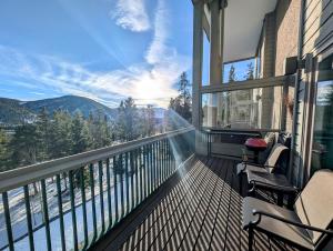 Saints John 2526 by SummitCove Lodging