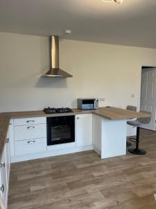 Self contained apartment with ensuite