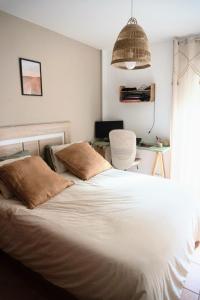 Mabuhay Surf House with ocean view