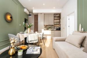 Perfect Apartment in the Old Town 5min Market Square AC WiFi Parking