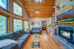 Buck Valley Lodge Home for 12