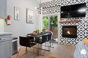 #LazyBear Tahoe Dreamy Escape