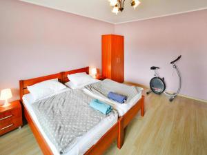 Large holiday home, private garden