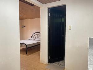 Alona Chrisah Apartelle