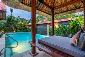 Tropical Villa Matahari - 500sqm private Garden Retreat with large Pool!