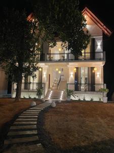 Dream Ivory Hiriketiya